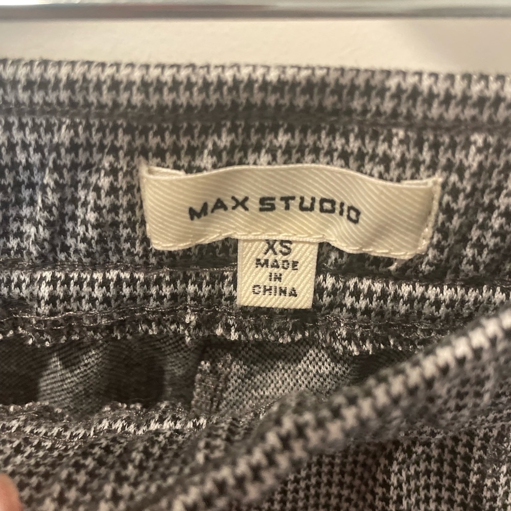 Max Studio Houndstooth Joggers - image 2